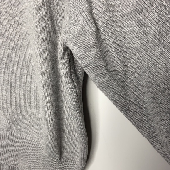 H&M Grey Crew Neck Knit Sweater - Picture 3 of 13